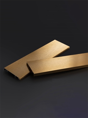 Skirting board 3